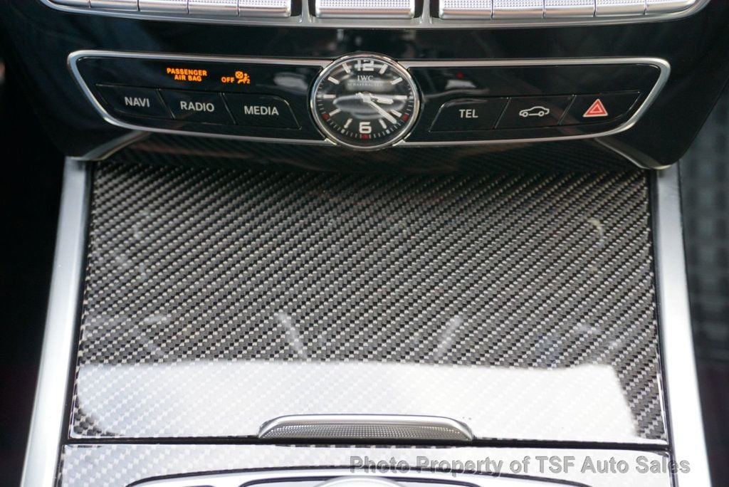 2019 Mercedes-Benz G-Class AMG G 63 4MATIC SUV 22" WHEELS EXCLUSIVE INTERIOR CARBON FIBER  - 22456672 - 35