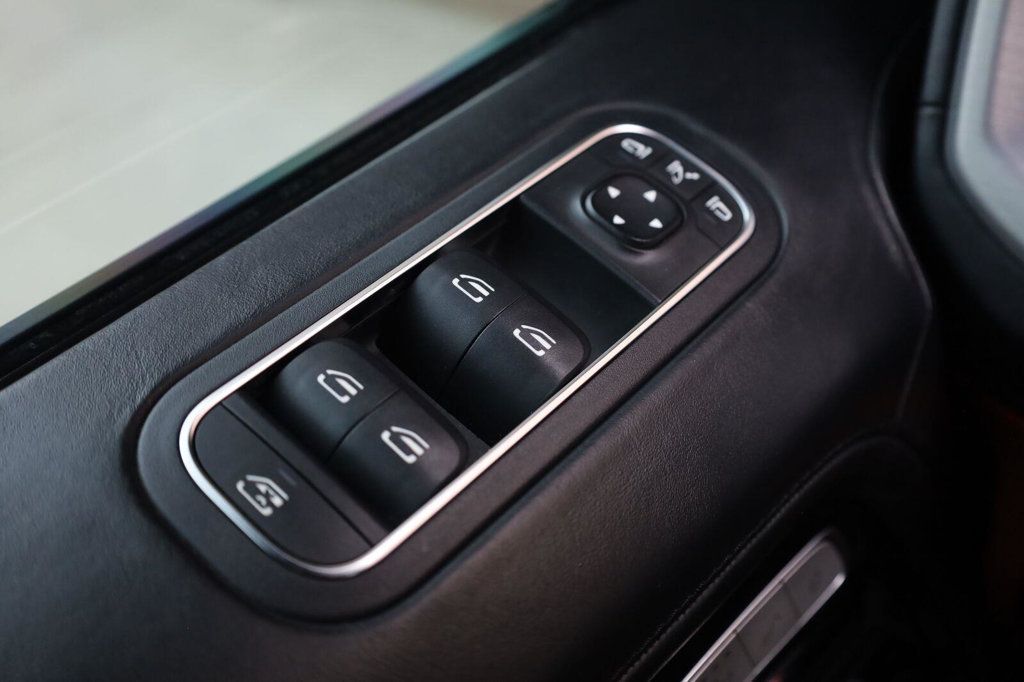 Mercedes-Benz G 550 photo 47