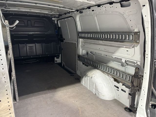 2019 Mercedes-Benz Metris Cargo Van Metris Cargo Van Standard Roof 135" Wheelbase - 23035487 - 32