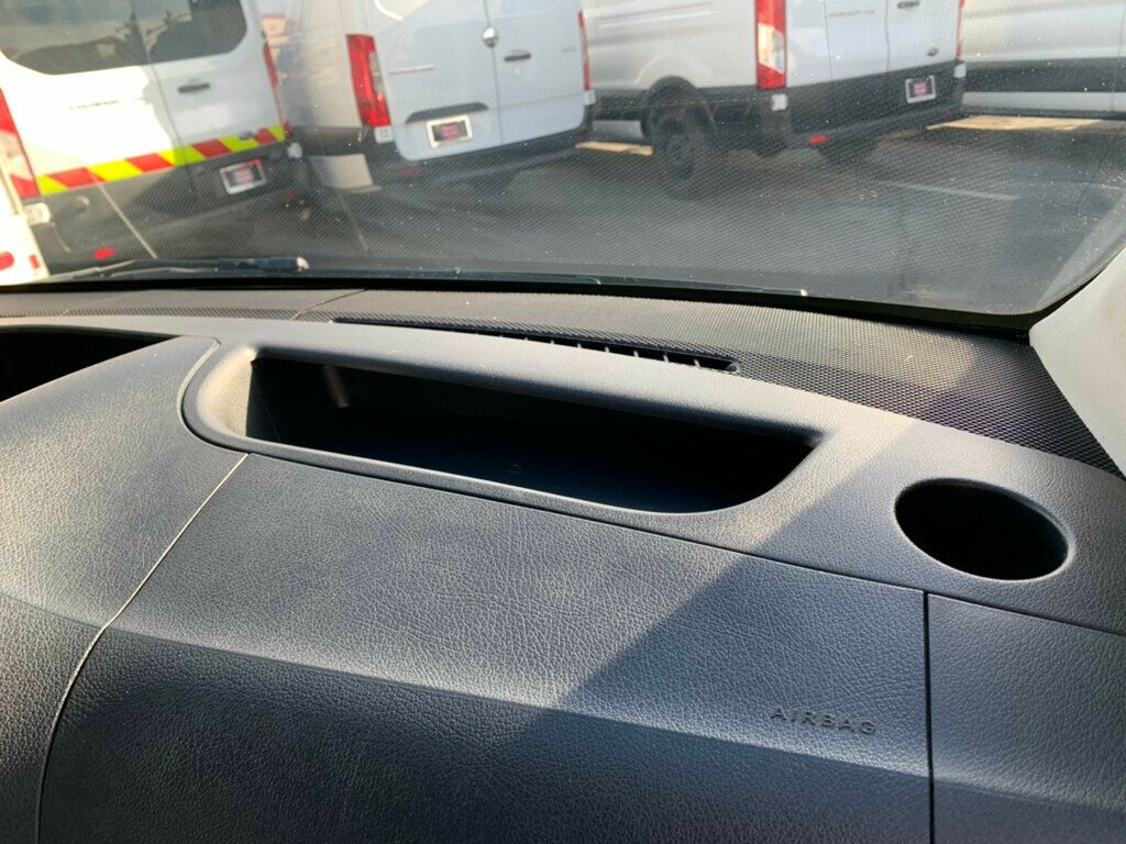 2019 Mercedes-Benz Metris Passenger Van Metris Passenger Van Standard Roof 126" Wheelbase - 22979829 - 29