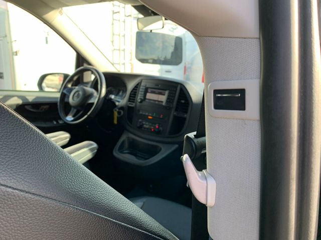 2019 Mercedes-Benz Metris Passenger Van Metris Passenger Van Standard Roof 126" Wheelbase - 22979829 - 31