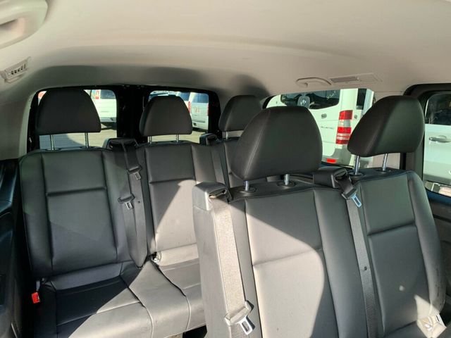 2019 Mercedes-Benz Metris Passenger Van Metris Passenger Van Standard Roof 126" Wheelbase - 22979829 - 3