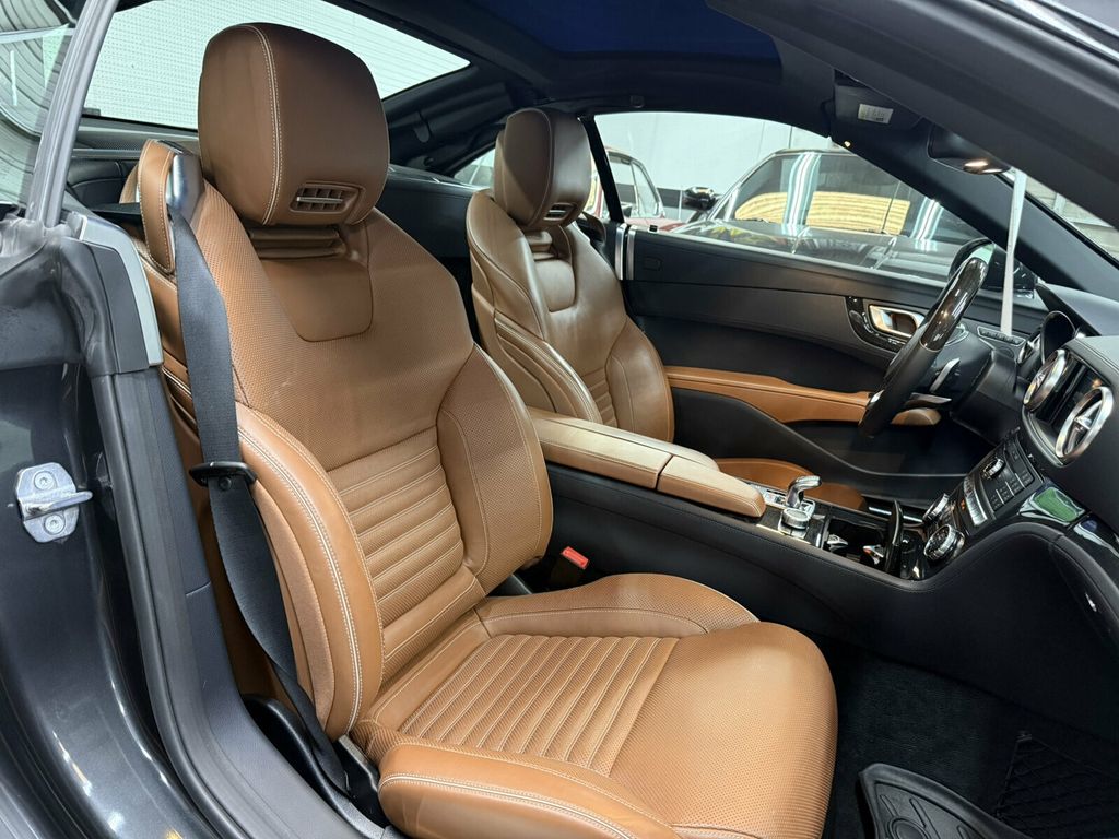 2019 Mercedes-Benz SL Driver Assist Pkg/Heated&Cooled Massaging Seats/Magic Sky Roof - 23081771 - 31