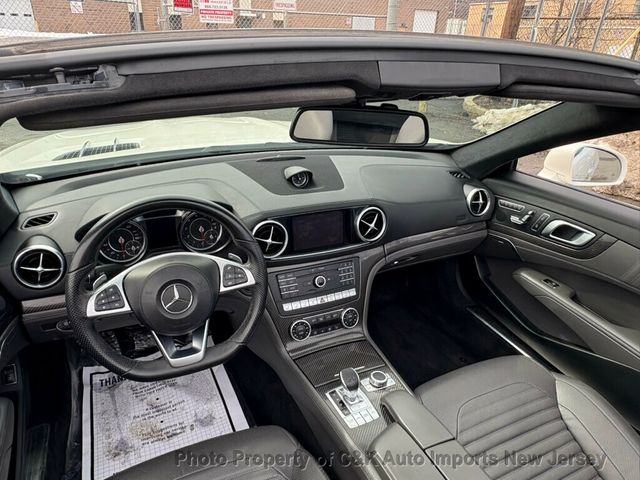 2019 Mercedes-Benz SL SL 550,AMG,Carbon Fiber,Magic Sky Roof,Harmon/Kardon,NEW TIRES - 22993093 - 32