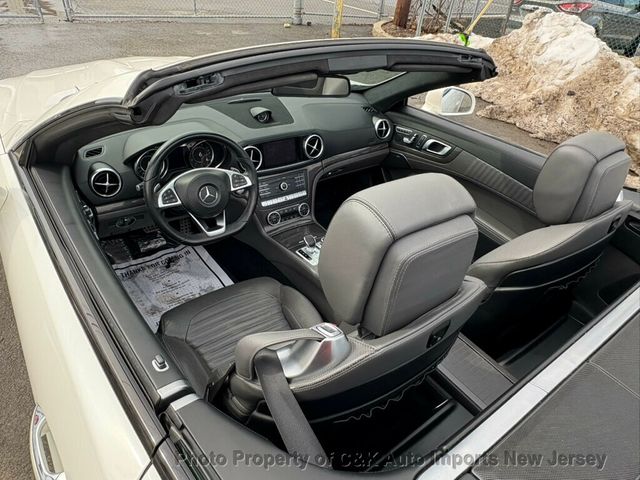 2019 Mercedes-Benz SL SL 550,AMG,Carbon Fiber,Magic Sky Roof,Harmon/Kardon,NEW TIRES - 22993093 - 33