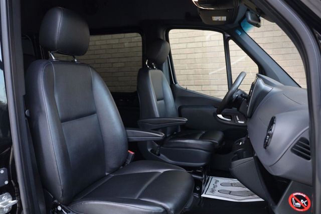 2019 Mercedes-Benz Sprinter 2500 - 23073637 - 19