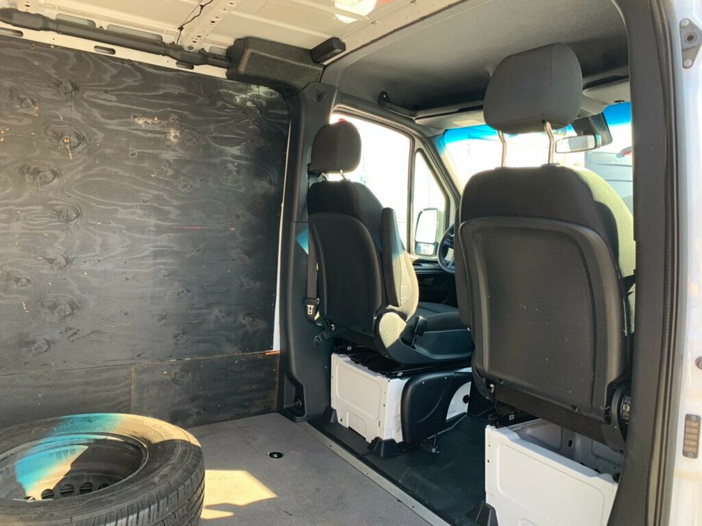 2019 Mercedes-Benz Sprinter Cargo Van 1500 Standard Roof 144" RWD - 22954178 - 13