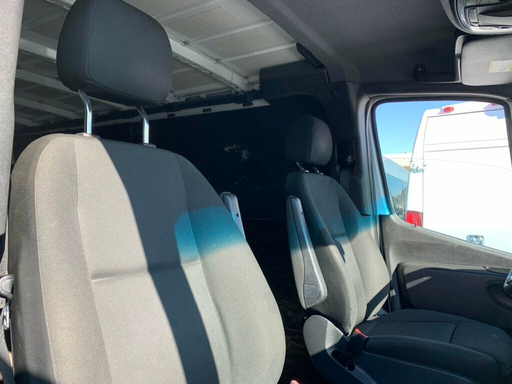 2019 Mercedes-Benz Sprinter Cargo Van 1500 Standard Roof 144" RWD - 22954178 - 28