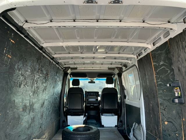 2019 Mercedes-Benz Sprinter Cargo Van 1500 Standard Roof 144" RWD - 22954178 - 6