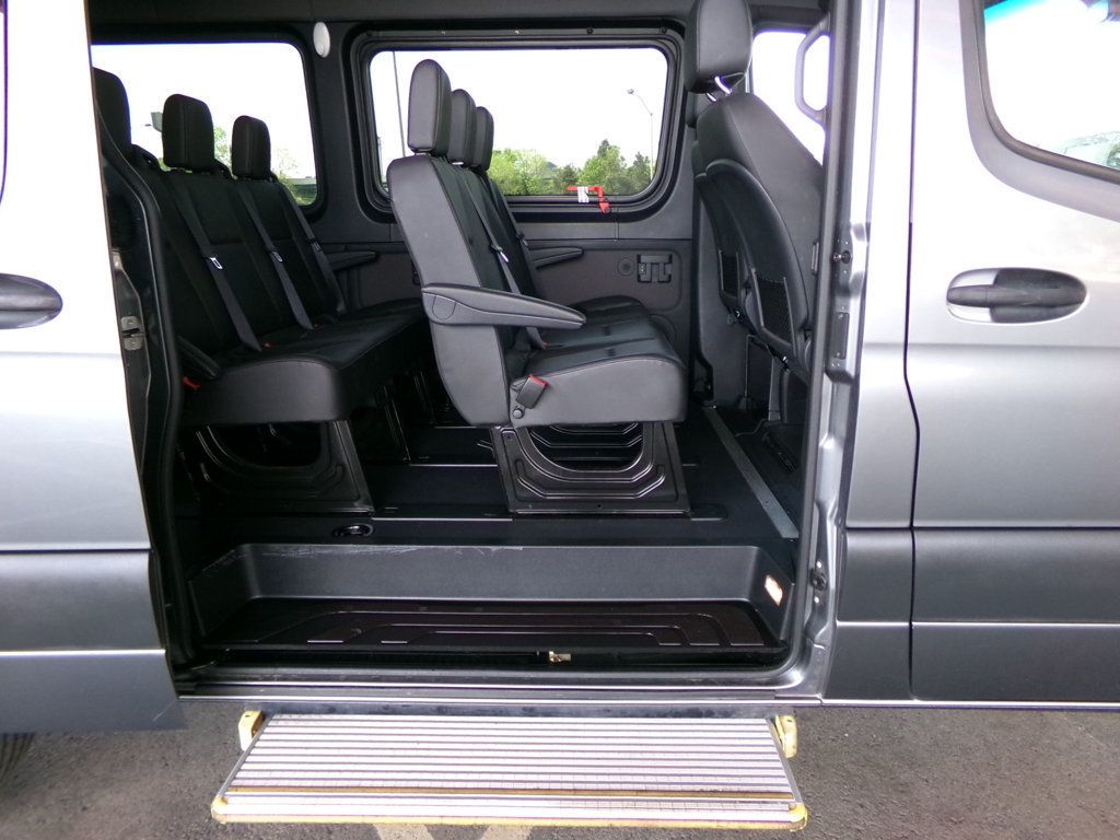 2019 Mercedes-Benz Sprinter Passenger Van 2500 High Roof V6 144" RWD - 23007041 - 11