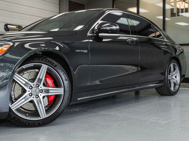 2019 Mercedes-Benz S-Class AMG S 63 4MATIC+ Sedan - 22912315 - 18