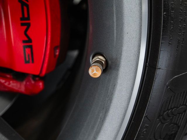 2019 Mercedes-Benz S-Class AMG S 63 4MATIC+ Sedan - 22912315 - 47