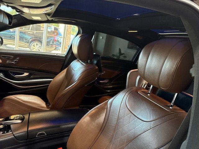 2019 Mercedes-Benz S-Class S 560 4MATIC Sedan - 22945843 - 19