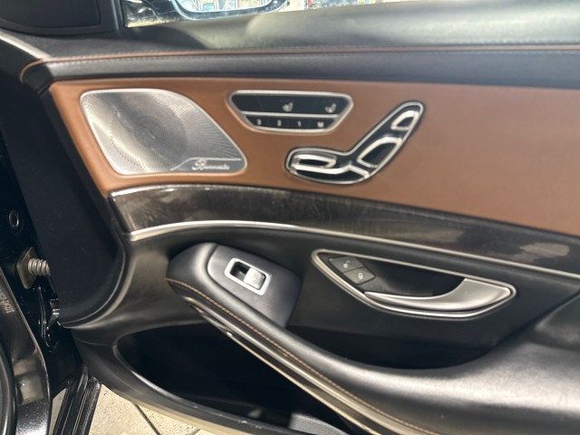 2019 Mercedes-Benz S-Class S 560 4MATIC Sedan - 22945843 - 31