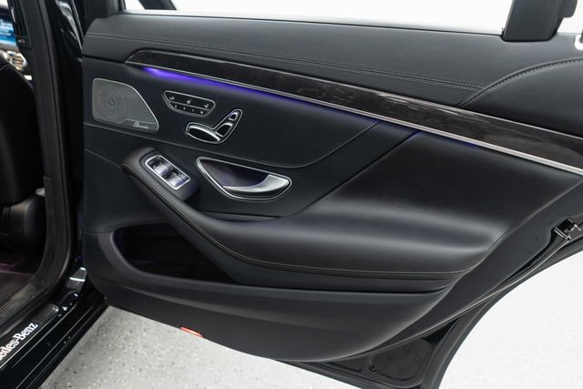 2019 Mercedes-Benz S-Class S 560 4MATIC Sedan - 22950673 - 36