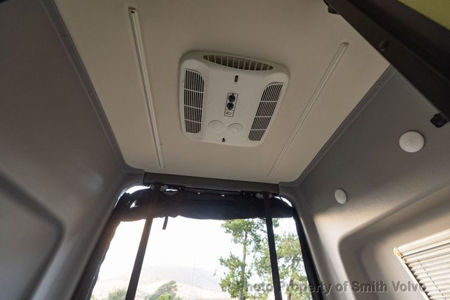 2019 Mercedes-Benz Winnebago Revel 4×4  - 23063318 - 42
