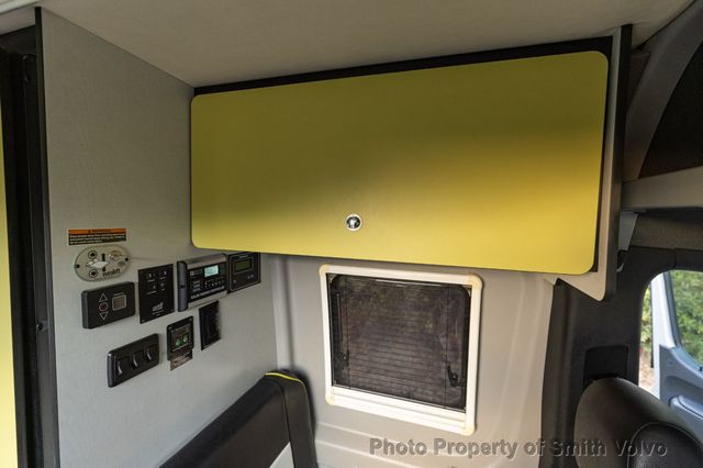 2019 Mercedes-Benz Winnebago Revel 4×4  - 23063318 - 48