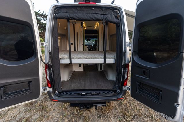 2019 Mercedes-Benz Winnebago Revel 4×4  - 23063318 - 53