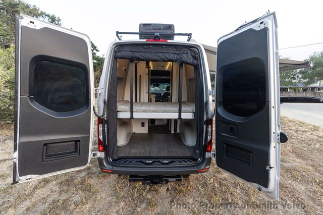 2019 Mercedes-Benz Winnebago Revel 4×4  - 23063318 - 54
