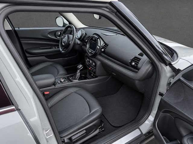 2019 MINI Cooper Clubman ONE OWNER, SIGNATURE TRIM, PAN SUNROOF, HEATED SEATS, 17" WHEELS - 23084028 - 20