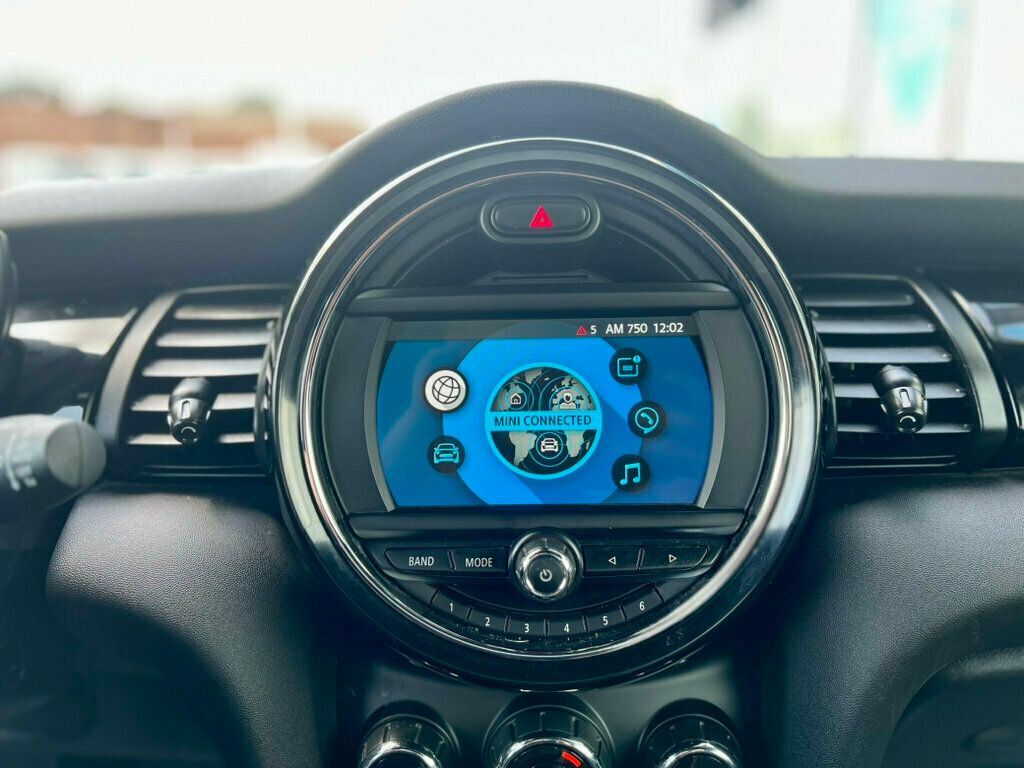 2019 Mini Cooper Convertible Signature photo 17