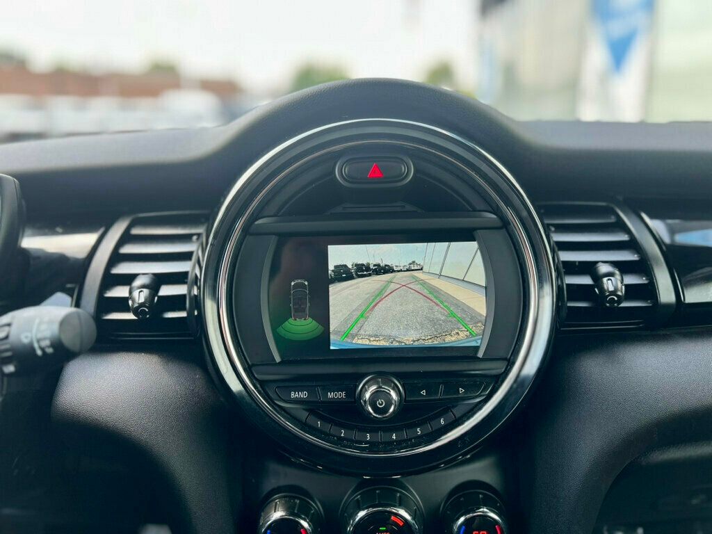 2019 Mini Cooper Convertible Signature photo 19