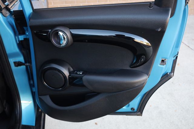 2019 MINI Cooper Hardtop 4 Door  - 22961401 - 18