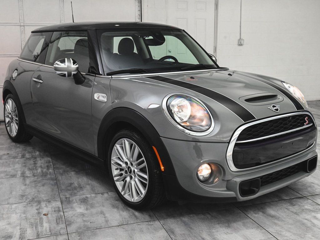 2019 Mini Cooper Hardtop S photo 3