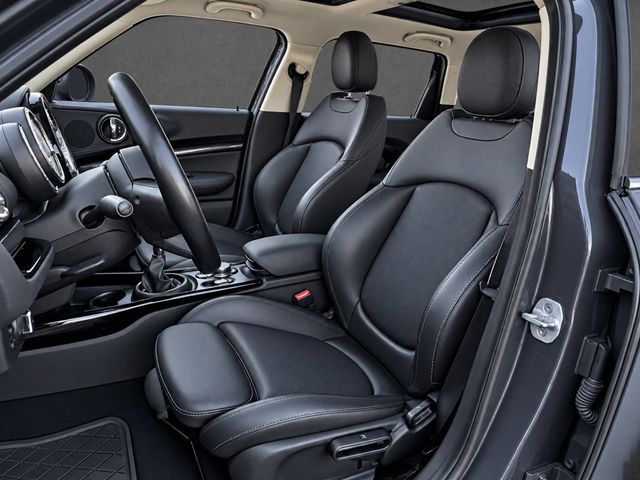 2019 MINI Cooper S Clubman 6-SPD MANUAL, AWD, SIGNATURE TRIM, SUNROOF, NAVI, HEATED SEATS - 23099220 - 6