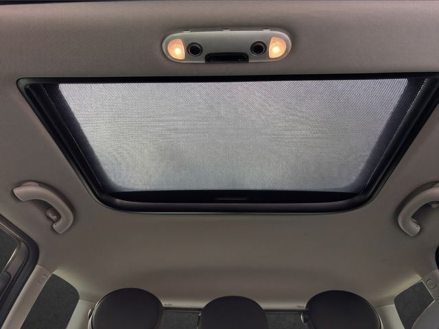 2019 MINI Cooper S Clubman AWD, SIGNATURE TRIM, PAN SUNROOF, HEATED SEATS, BACKUP CAMERA - 23071585 - 6