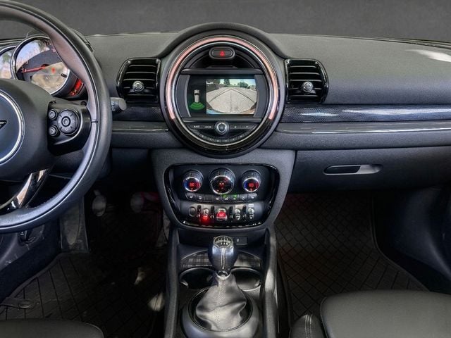 2019 MINI Cooper S Clubman CLEAN CARFAX, AWD, 6-SPD MANUAL, SIGNATURE TRIM, PAN SUNROOF - 23015505 - 4