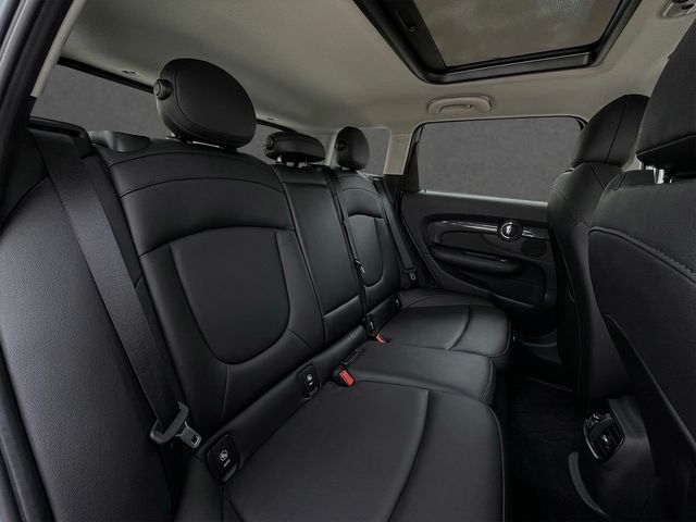 2019 MINI Cooper S Clubman CLEAN CARFAX, AWD, 6-SPD MANUAL, SIGNATURE TRIM, PAN SUNROOF - 23015505 - 8