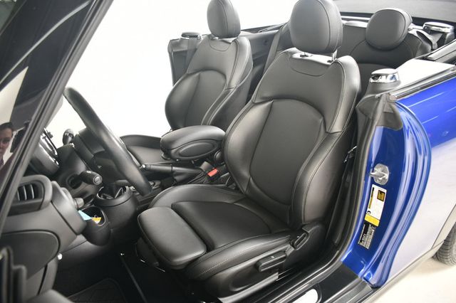 2019 MINI Cooper S Convertible  - 22980079 - 36