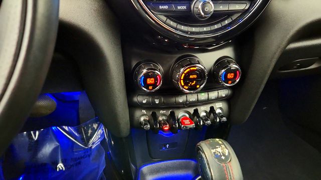 2019 MINI Cooper S Convertible  - 23099189 - 17