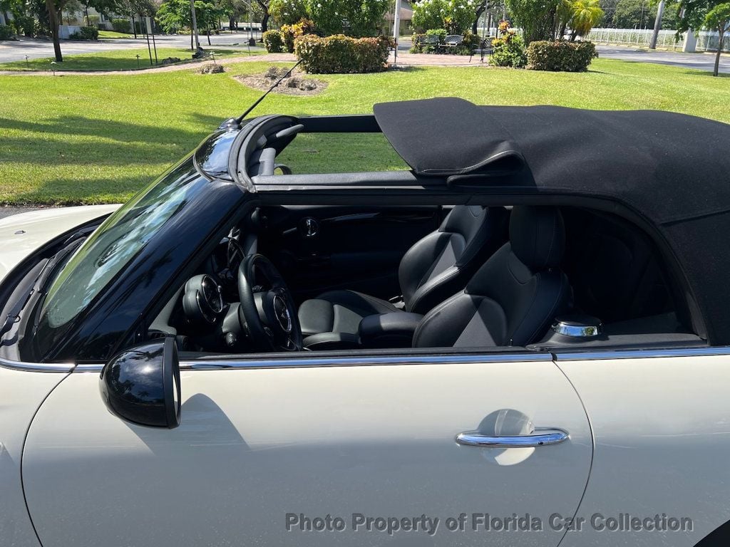 2019 MINI Cooper S Convertible Automatic Premium Signature - 22614260 - 25