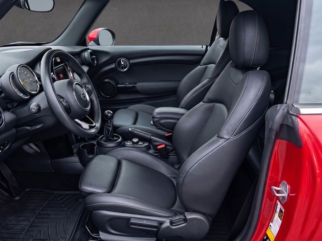 2019 MINI Cooper S Convertible CLEAN CARFAX, CONVERTIBLE, 6-SPD MANUAL, HTD SEATS, BACKUP CAM - 23029317 - 5