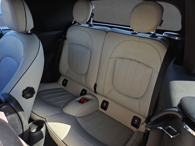 2019 MINI Cooper S Convertible CLEAN CARFAX, CONVERTIBLE, SIGNATURE, HEATED SEATS, BACKUP CAM - 23004918 - 4