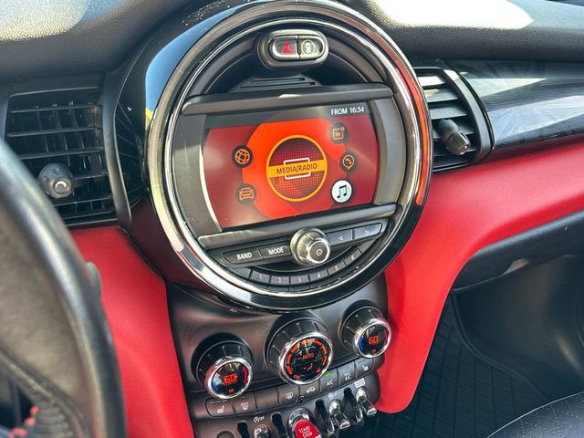 2019 MINI Cooper S Hardtop 2 Door   - 23024137 - 16