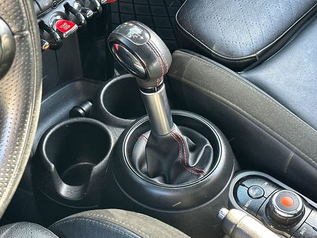 2019 MINI Cooper S Hardtop 2 Door   - 23024137 - 18