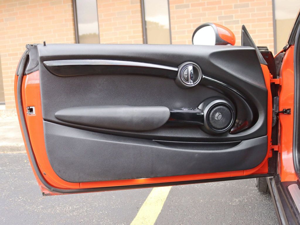 2019 Mini Cooper S Hardtop 2 Door photo 24