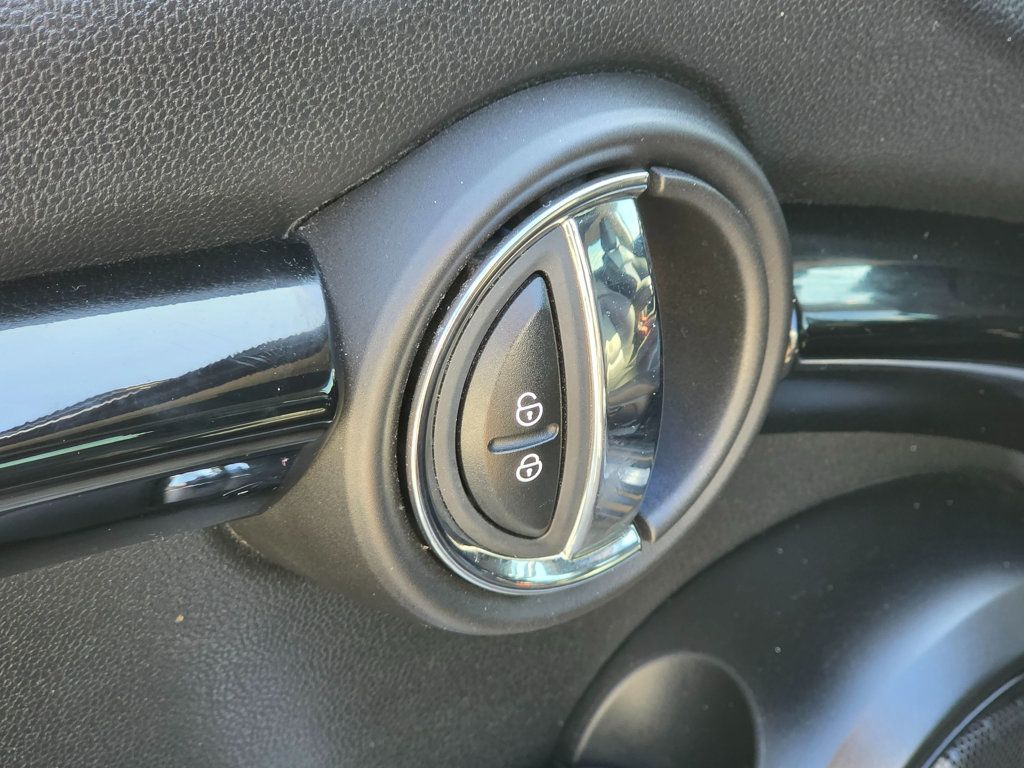 2019 MINI Cooper S Hardtop 2 Door   - 22943809 - 22