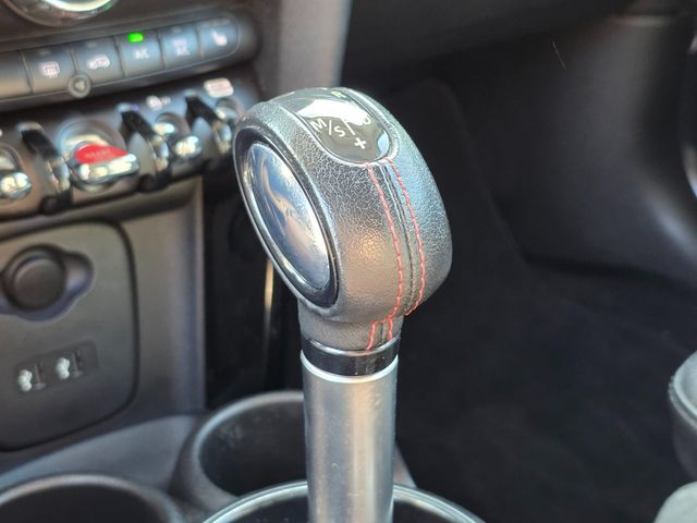 2019 MINI Cooper S Hardtop 2 Door   - 22943809 - 31