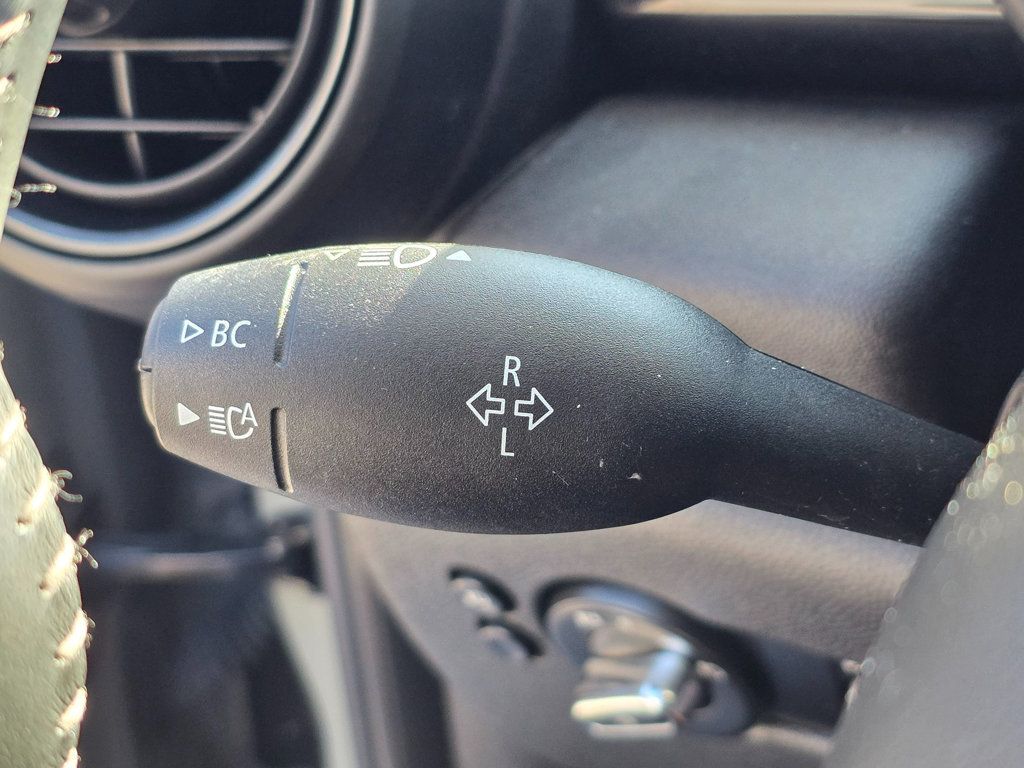 2019 MINI Cooper S Hardtop 2 Door   - 22943809 - 36