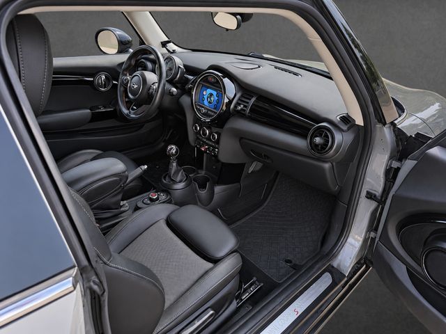 2019 MINI Cooper S Hardtop 2 Door CLEAN CARFAX, 6-SPD MANUAL, SIGNATURE TRIM, PAN SUNROOF - 23091334 - 7