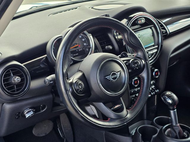 2019 MINI Cooper S Hardtop 4 Door   - 22922845 - 21