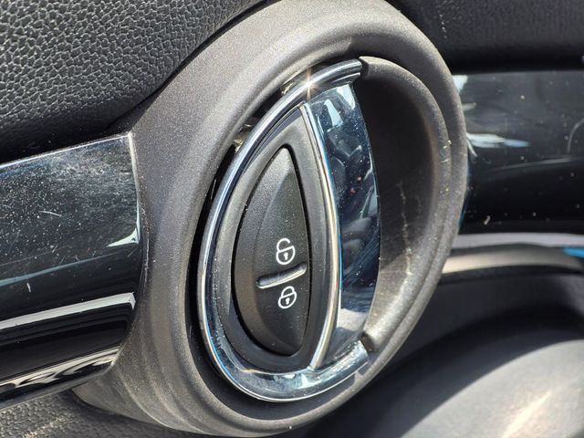 2019 MINI Cooper S Hardtop 4 Door   - 22922845 - 30