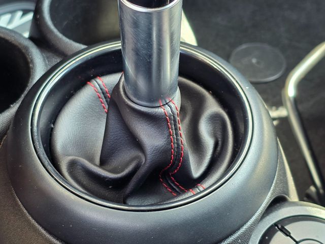 2019 MINI Cooper S Hardtop 4 Door   - 22922845 - 40