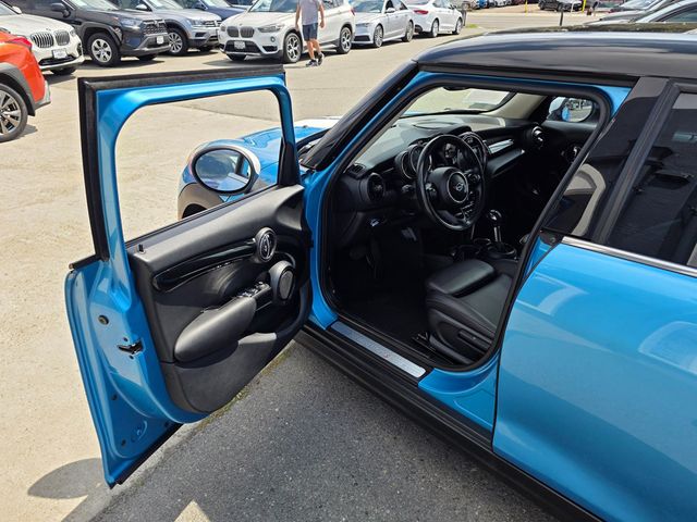 2019 MINI Cooper S Hardtop 4 Door   - 22922845 - 47