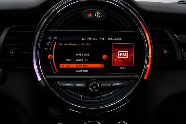 2019 MINI Cooper S Hardtop 4 Door   - 23004730 - 22