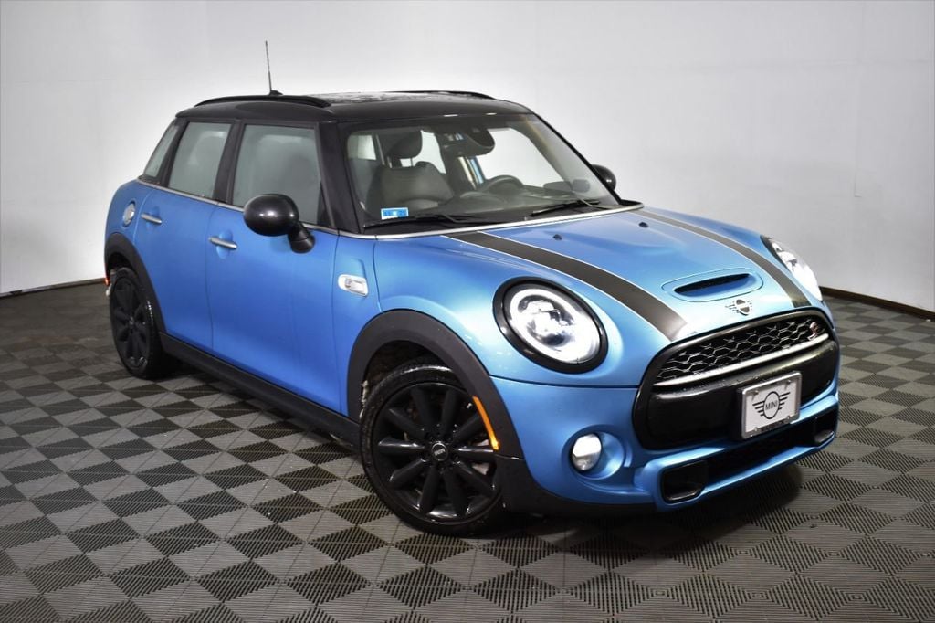 2019 Used MINI Cooper S Hardtop 4 Door at Inskip's Warwick Auto Mall